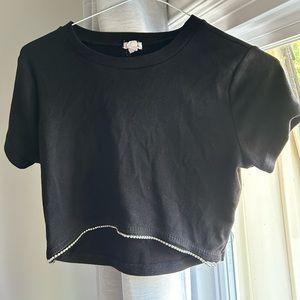 GARAGE black beaded rim crop top